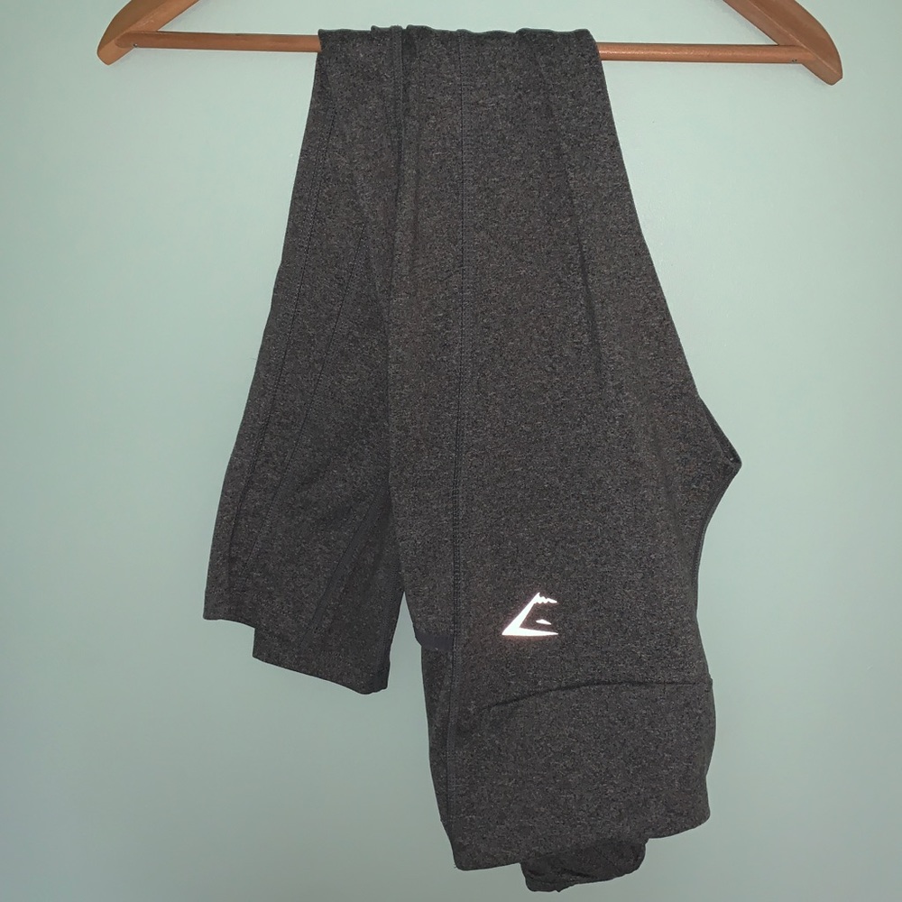 Gray gym shark leggings